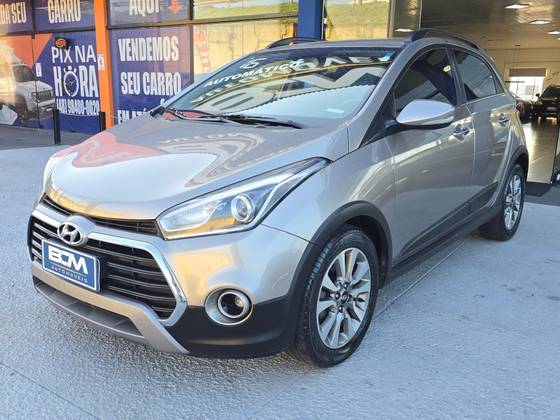 HYUNDAI HB20X 1.6 16V PREMIUM FLEX 4P AUTOMÁTICO HYUNDAI HB20X 1.6 16V PREMIUM FLEX 4P AUTOMÁTICO